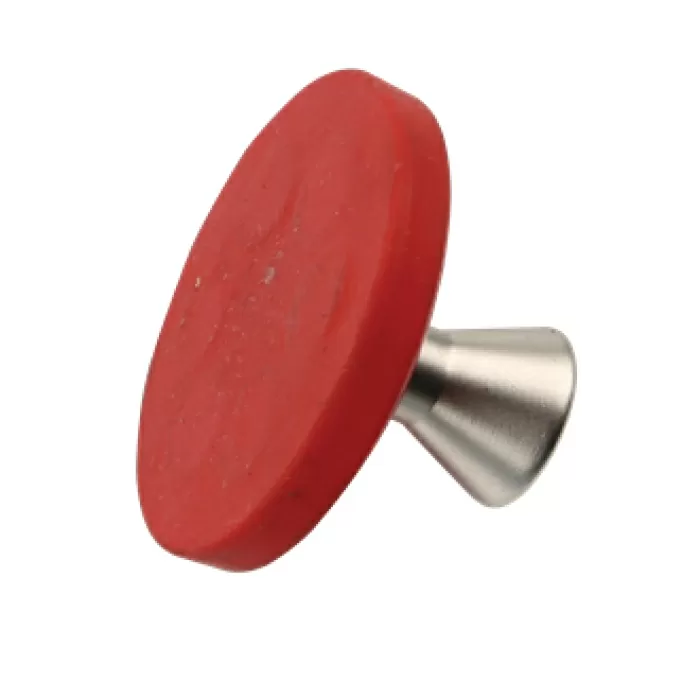 Avery Dennison Magnet | 34 лв.